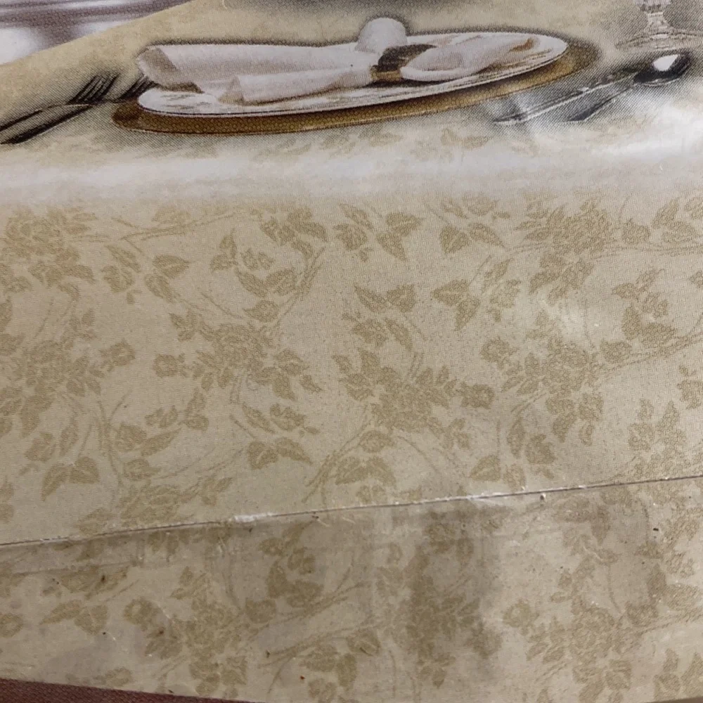 Jacquard Fabric Tablecloth Size 52”x 70” Oblong